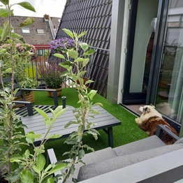 Kunstgras op balkon Harmelen